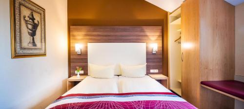 Schroeders Stadtwaldhotel In Trier Germany 2000 Reviews Price