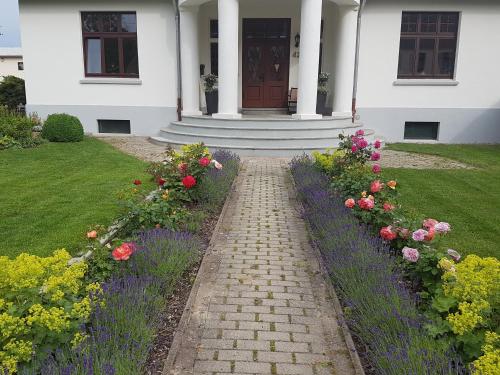 Moltke-Villa in Teterow, Deutschland