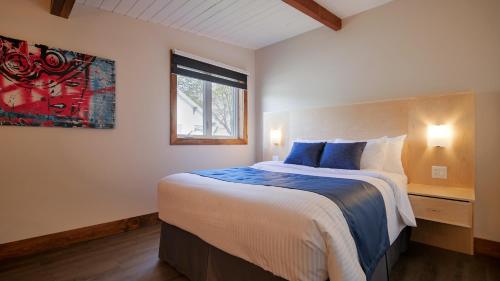 Hostellerie Baie Bleue - Centre des congrès de la Gaspésie - Pub St-Joseph