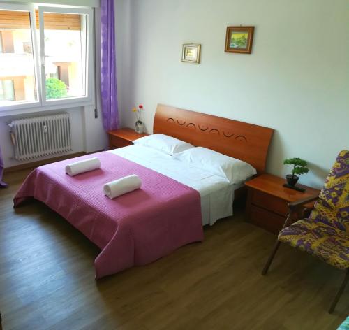 Triple room, basic, shared bathroom