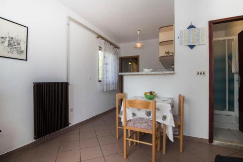 Apartments and Rooms Nikol - image 12