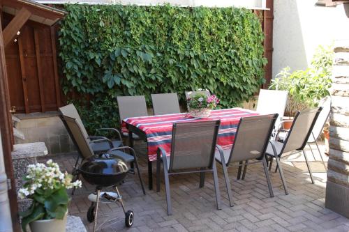 Ferienhaus Landeskrone für 10 Personen mit Sauna, Terrasse, inkl Parkplatz in Dresden in Dresden, Deutschland
