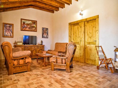 Holiday home Anita 2 for 8 persons with pool in Budak