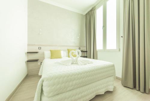 Hostal Pio Centro - image 5