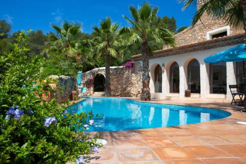 Casa Granada at Masia Nur Sitges, with private pool and adults only