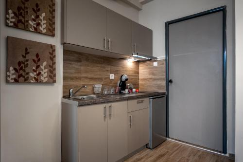 Pallada Athens boutique rooms & apartments - image 11