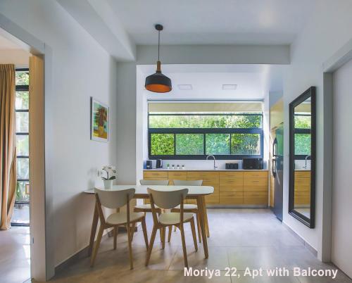 Cozinha, Carmel Boutique Apartments in Carmel