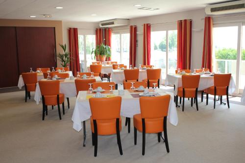 Restaurant, Cit'Hotel Les Alizes in Limoges