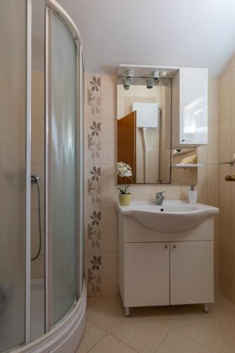 Apartment Relax Ston - image 4
