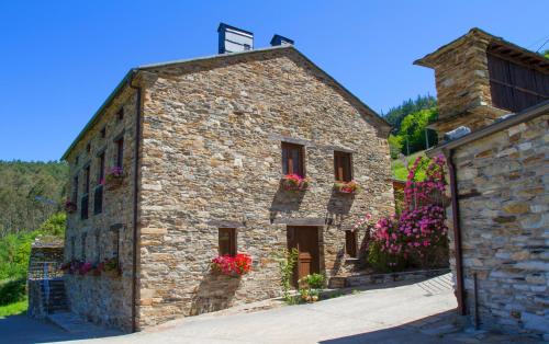  RURAL PRADO, Pension in San Tirso de Abres bei Labrada