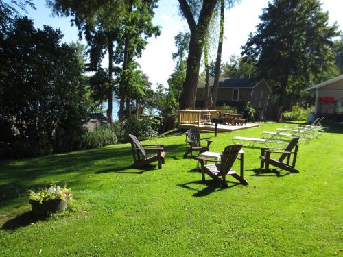 Hickory Grove Motor Inn - Cooperstown - 출입구