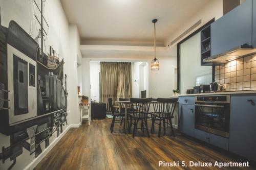 Cozinha, Carmel Boutique Apartments in Carmel