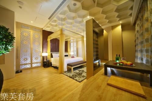 Doule Motel – Taichung, KY