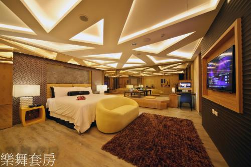 Doule Motel