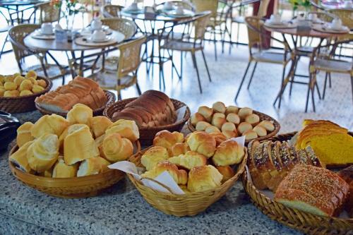 อาหารและเครื่องดื่ม, Pousada Mais Bella in หาดอิตากวันดูบา