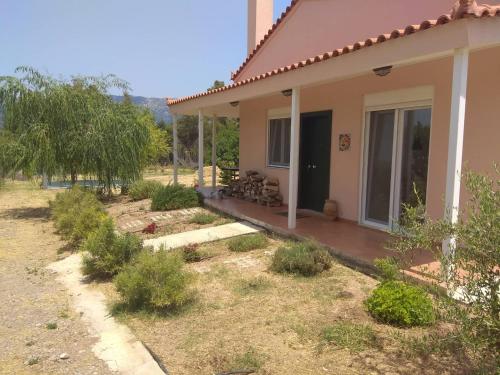  Antonia's new House amazing garden near sea 10ppl in Palioúras