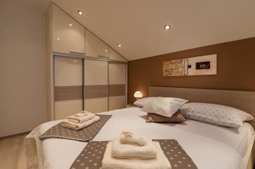 Villa "Amber" relaxation in nature with a Pool 4