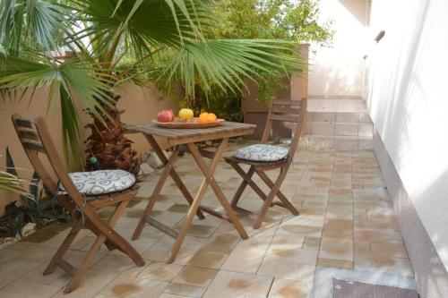  Villa Dobra Holiday Apartments in Vir