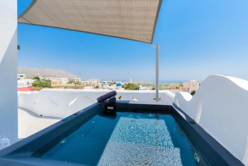 Pasithea Suites Room Type - Nereus Suite with Private Hot Tub