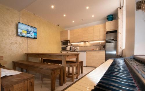 A l'ombre du Palais - image 9