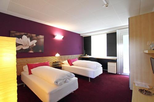 College Garden Hotel - image 6