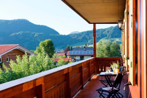 Balcony/terrace, Komfort Ferienwohnungen Reit im Winkl - Haus Davis in Blindau