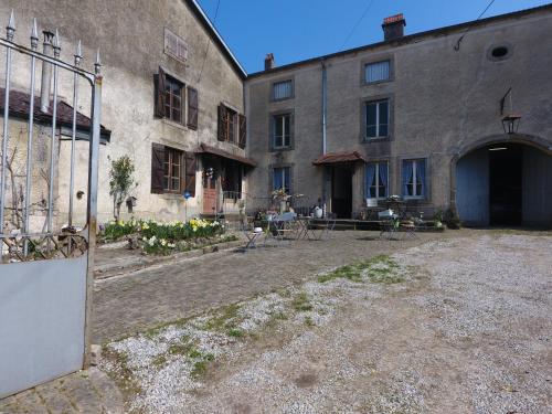A szálláshely kívülről, La Maison du Notaire - Chambre d'Hôtes - Huisdieren welkom (La Maison du Notaire - Chambre d'Hotes - Huisdieren welkom) in Melay