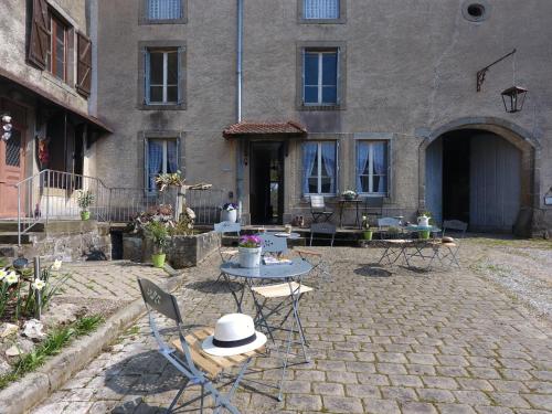 La Maison du Notaire, ook voor uw viervoeter een prettig verblijf - Accommodation - Melay
