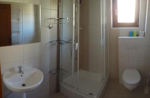 Triple Room with Private Bathroom