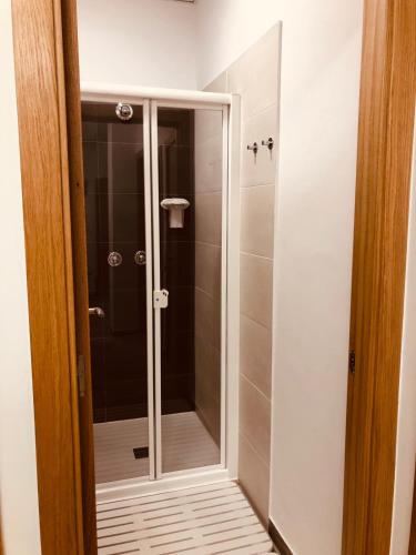 Albergue SIXTOs no Caminho - NO BIKE STORAGE - 샤워실