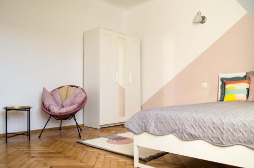 New Life Apartment next to Metro Station, Warsaw (photo 4)