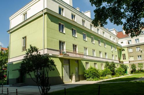 New Life Apartment next to Metro Station, Warsaw (photo 10)