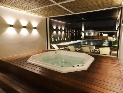 Hot tub, Hotel Arete in Praia Baia Formosa