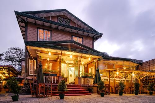 ELMAR CABIN in Baguio