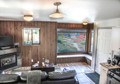 COTTAGES AT LITTLE RIVER COVE - BED AND BREAKFAST - 편의 시설/서비스