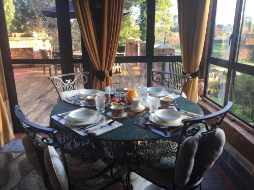 La Paloma Castle In Te Awamutu New Zealand Reviews Prices