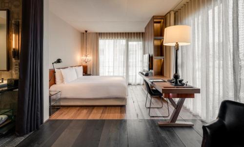 room detail thumbnail 0