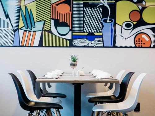 Q Hotel Kraków - image 6