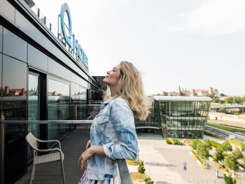 Q Hotel Plus Kraków - image 14