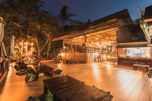 Taatoh Seaview Resort