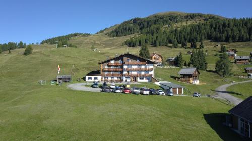 Almhotel Fichtenheim - image 11