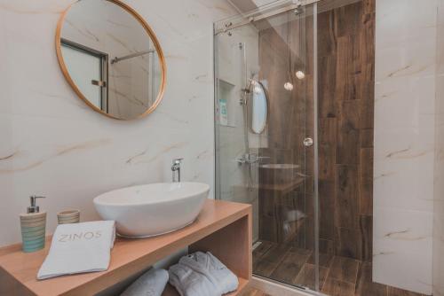 Zinos Luxury Villa - image 6
