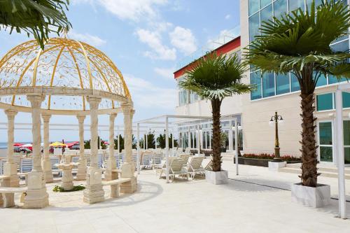 Hotel Amore Beach - image 7