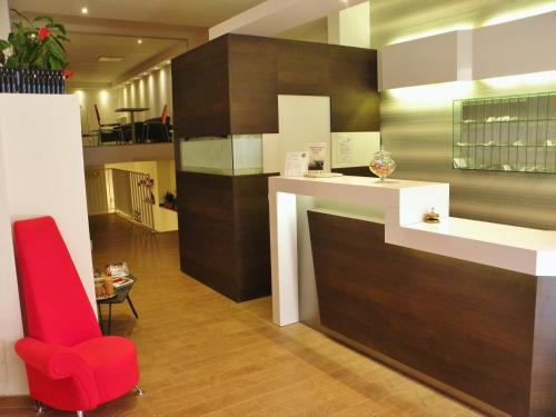 Genius Hotel Downtown - image 13