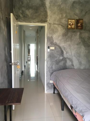 Innkhun House URT Suratthani Airport thumbnail 5