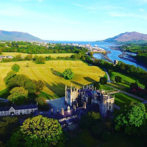 . Narrow Water Castle Self Catering Accommodation