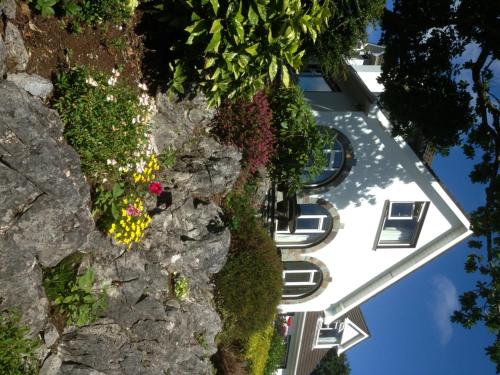 Rockcrest House - image 2