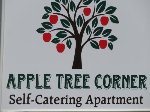Apple Tree Corner Apartment