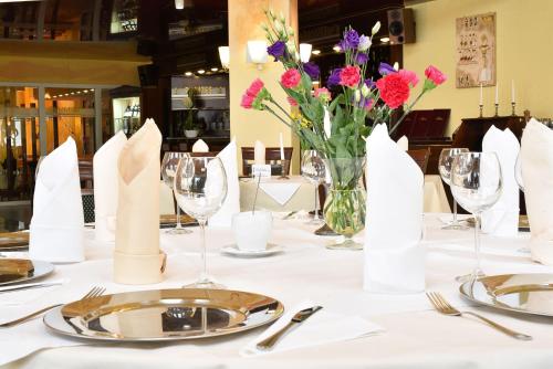 Piramida Park Hotel & Wellness - image 7