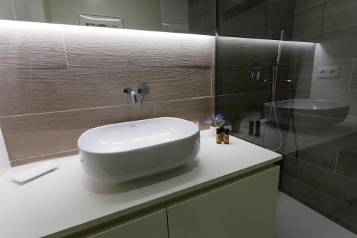  Oporto Invite São Lázaro Studio - City Center in Porto